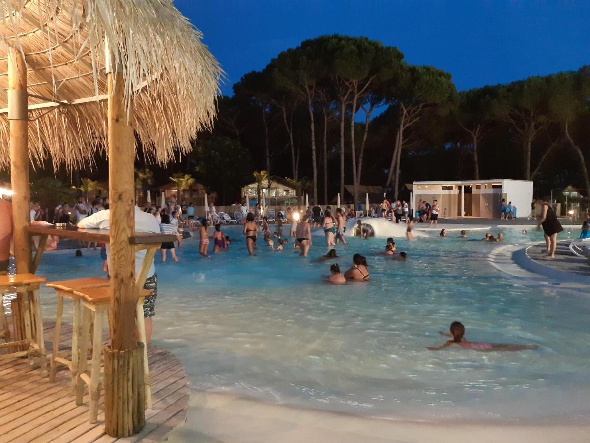 Estivo Premium Deluxe Mobile Homes On Camping Malibu Beach Lido di Jesolo Eksteriør bilde